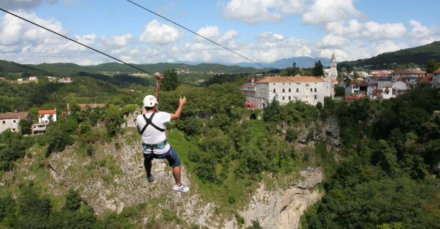 Zipline Pazinska jama