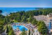 hotel&pool view